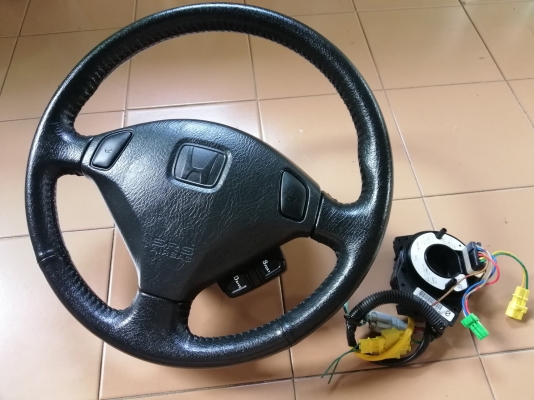 พวงมาลัยHondaมัลติฟังค์ชั่น 3ก้านเทาดำ Airbag สภาพสวยมาก อุปกรณ์ครบๆนำไปติดตั้งได้เลย