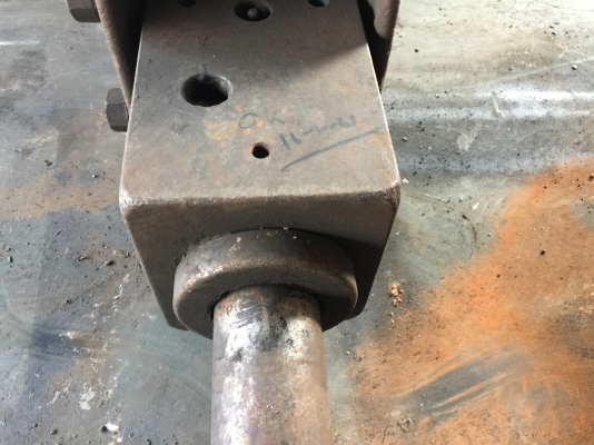 จายหัวกระแทกปูน TOYO.ใส่รถpc20-25-30-35-40-45-50 เก่าญี่ปุ่นไม่เคยใช้งานในไทยส่งได้ทั่วไทย 089-8374018