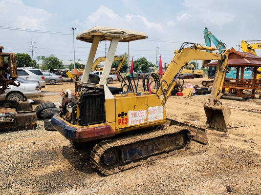 ขาย komatsu pc30-3 เครื่อง ปั๊มดี รถพร้อมใช้งาน