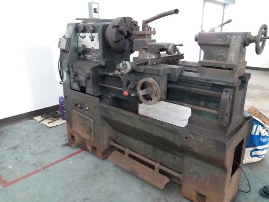 ขายกลึง4.5ฟุต2เพลารูเพลา2นิ้วพร้อมใช้คับ