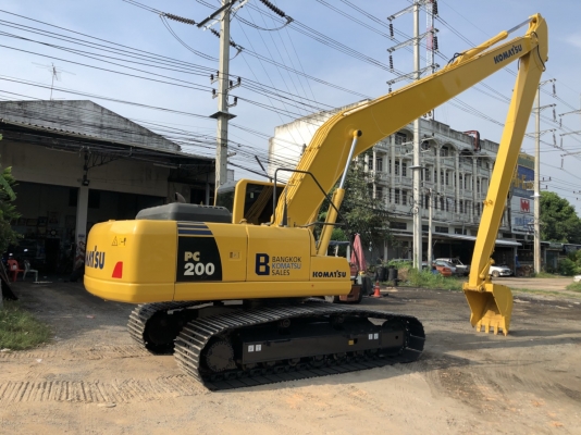 ขายด่วน!! Komatsu PC200-8(บูมยาว) สภาพสวยค่ะ