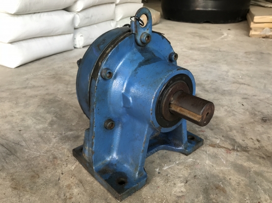 ขายหัวเกียร์ทดรอบ Cycro drive Sumitomo อัตราทด 1:87 Made in Japan ใส่กับมอเตอร์ขนาด 1-3HP. รอบช้าแรงบิดเยอะ สภาพสวย พร้อมใช้งาน