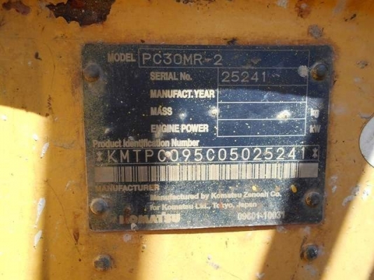 เปิดจองราคาพิเศษ KOMATSU PC 30MR-2 นำเข้าจากญี่ปุ่นโดยตรง ชั่วโมงทำงานน้อยมาก พร้อมลายแย๊ก โทร.090-986-2521 อ๊อบ