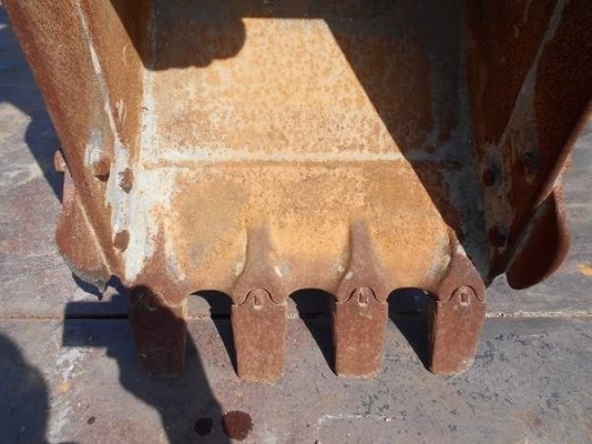 เปิดจองราคาพิเศษ KOMATSU PC 30MR-2 นำเข้าจากญี่ปุ่นโดยตรง ชั่วโมงทำงานน้อยมาก พร้อมลายแย๊ก โทร.090-986-2521 อ๊อบ