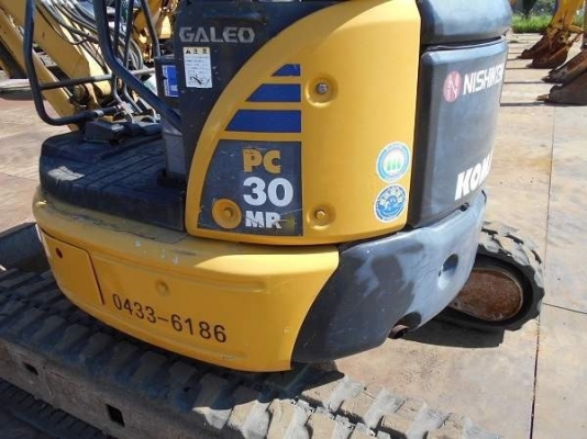 เปิดจองราคาพิเศษ KOMATSU PC 30MR-2 นำเข้าจากญี่ปุ่นโดยตรง ชั่วโมงทำงานน้อยมาก พร้อมลายแย๊ก โทร.090-986-2521 อ๊อบ
