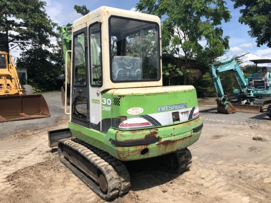 ขาย รถแม็คโคร MITSUBISHI 30MM พร้อมใช้งาน นำเข้าเองจากประเทศญี่ปุ่น ติดต่อ 063-9316985 ID LINE : 0639316985 ครับ