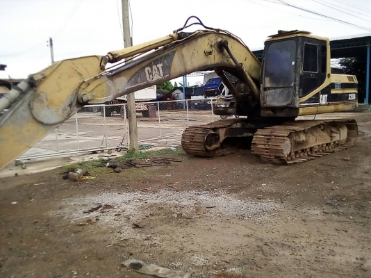 รถแบคโฮ CAT 320B