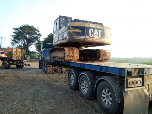 รถแบคโฮ CAT 320B