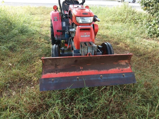 นั่งขับKRT140 ดันหน้า ผาลหลังล้อเหล็ก เล่มพร้อม นั่งขับKRT140 ดันหน้า ผาลหลังล้อเหล็ก เล่มพร้อม