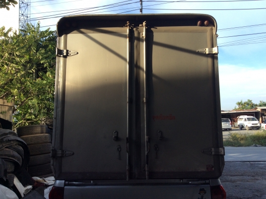 ขายหลังคาเหล็กมีฝาปิด