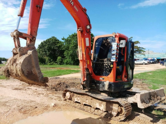 ขายรถแบคโฮ KUBOTA KX1613 ไมล์ 3000 ชม.ราคา 550000 ขายรถแบคโฮ KUBOTA KX1613 ไมล์ 3000 ชม.ราคา 550000