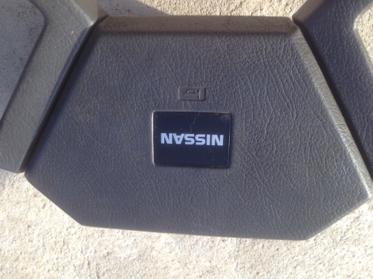 ขายพวงมาลัย nissan ใส่ big-m สภาพสวย 1200 บาท รวมส่ง