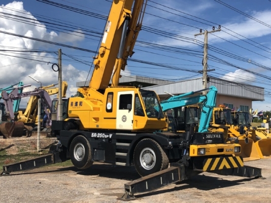 ขายรถเครน KATO KR-25H-V3 (ขนาด 25 ตัน) ปี 1998 รถนอกนำเข้าจากญี่ปุ่น สภาพสวยพร้อมใช้ มีVDOการทำงานครับ ขายรถเครน KATO KR-25H-V3 (ขนาด 25 ตัน) ปี 1998 รถนอกนำเข้าจากญี่ปุ่น สภาพสวยพร้อมใช้ มีVDOการทำงานครับ