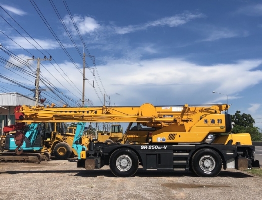 ขายรถเครน KATO KR-25H-V3 (ขนาด 25 ตัน) ปี 1998 รถนอกนำเข้าจากญี่ปุ่น สภาพสวยพร้อมใช้ มีVDOการทำงานครับ ขายรถเครน KATO KR-25H-V3 (ขนาด 25 ตัน) ปี 1998 รถนอกนำเข้าจากญี่ปุ่น สภาพสวยพร้อมใช้ มีVDOการทำงานครับ