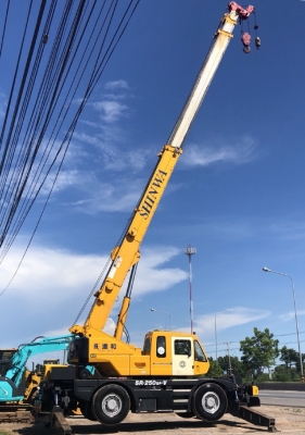 ขายรถเครน KATO KR-25H-V3 (ขนาด 25 ตัน) ปี 1998 รถนอกนำเข้าจากญี่ปุ่น สภาพสวยพร้อมใช้ มีVDOการทำงานครับ ขายรถเครน KATO KR-25H-V3 (ขนาด 25 ตัน) ปี 1998 รถนอกนำเข้าจากญี่ปุ่น สภาพสวยพร้อมใช้ มีVDOการทำงานครับ