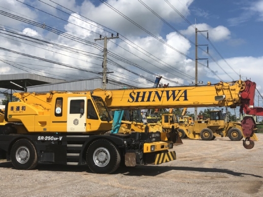 ขายรถเครน KATO KR-25H-V3 (ขนาด 25 ตัน) ปี 1998 รถนอกนำเข้าจากญี่ปุ่น สภาพสวยพร้อมใช้ มีVDOการทำงานครับ ขายรถเครน KATO KR-25H-V3 (ขนาด 25 ตัน) ปี 1998 รถนอกนำเข้าจากญี่ปุ่น สภาพสวยพร้อมใช้ มีVDOการทำงานครับ