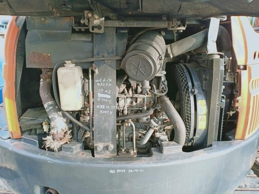 ขายจ้า..HITACHI  ZX40U  เก่านอกแท้  มีลายแย๊ก  ผานดัน  แทรคเหล็ก   สภาพสวย  พร้อมใช้  โทร 089-3818694 จ๊อย