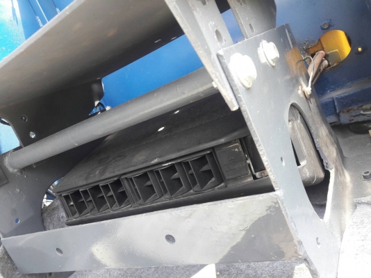 ขายรถขุดKobelco yutani sk045 ขนาดรถ12t   เทียบเท่า รถขุดpc120-2 เครื่องยนต์มิตซูบิชิ6DS7 คอนโทรลลูกหมาก ปั้มเฟือง2ตอน พร้อมลายหัวเจาะ และหัวกระแทก รถเก่านอก  มีเอกสาร