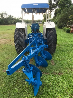 รถไถฟอร์ด 6600 สภาพพร้อมใช้งานปกติ มีดันหน้า มีฝาน3 มีฝานยกร่องให้