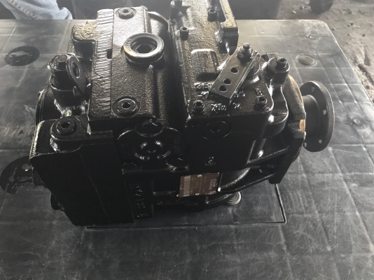 ปั้มไฮโดรลิค รถโม่ปูน