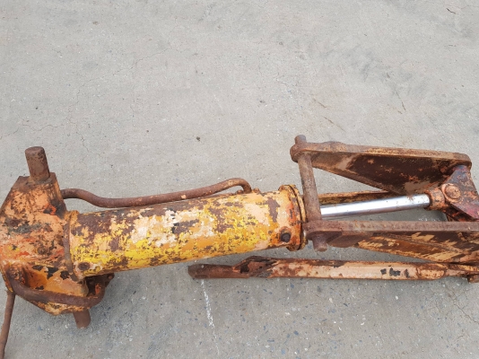 ชุดไฮดรอลิคยกดัมพ์