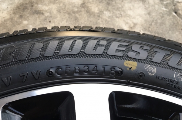 ล้อแม็กป้ายแดง Honda Jazz GK ตัวท๊อป ขอบ16 พร้อมยางป้ายแดง Bridgestone 185-55-16 ปี18 แม็กสวยกริ๊บๆ ตุ่มเด้งๆ มีเส้นสี