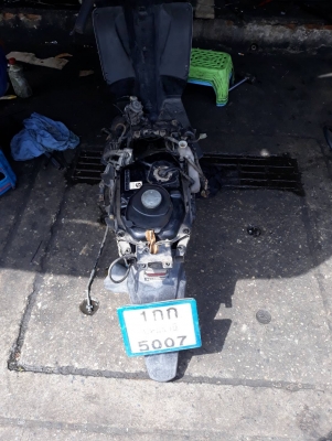 click 110cc ปี 49 เล่มโอนลด 5700.-