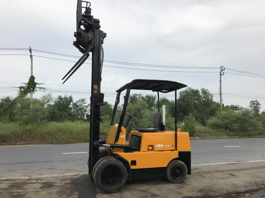 Komatsu fd25-6สภาพดีเก่าญี่ปุ่น มีใบอินวอยไม่เคยใช้ในไทย