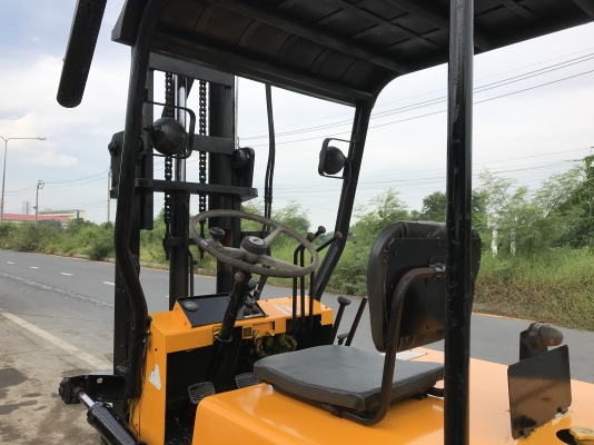 Komatsu fd25-6สภาพดีเก่าญี่ปุ่น มีใบอินวอยไม่เคยใช้ในไทย Komatsu fd25-6สภาพดีเก่าญี่ปุ่น มีใบอินวอยไม่เคยใช้ในไทย