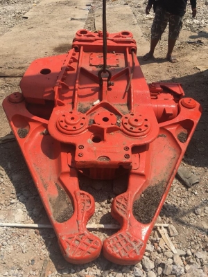 หัวหนีบ คอนกรีต ใส่ PC200-300