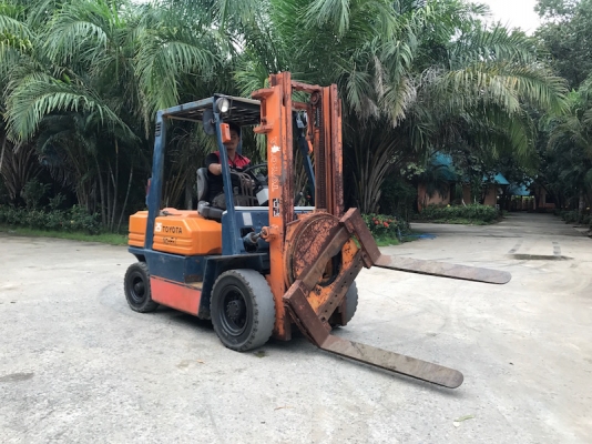 ขายFORKLIFT TOTOTA รุ่น5FG25(2.5ตัน)(งาหมุนแท้) สวยเดิมจากญี่ปุ่น ยังไม่เคยใช้ในไทย 145,000เท่านั้น!!