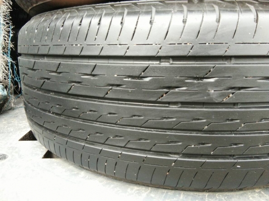 ขายยาง 215/55R16 บริดจสโตน ปี17 ดอกเต็มๆสดๆ ใช้กันนานๆ ชุดละ 2999 บาท พร้อมใส่ ถ่วง ฟรี