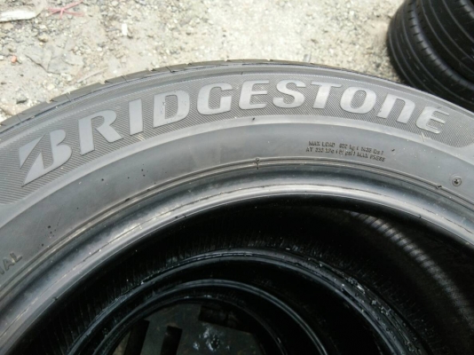 ขายยาง 215/55R16 บริดจสโตน ปี17 ดอกเต็มๆสดๆ ใช้กันนานๆ ชุดละ 2999 บาท พร้อมใส่ ถ่วง ฟรี