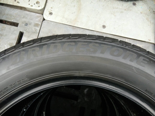 ขายยาง 205/55R16 บริดจสโตน อีโคเปีย EP300 ปลายปั17 ดอกเต็มสดไม่ร้าวไม่กินข้างไม่ปะ ชุดละ 3500 บาท พร