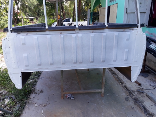 ลูกกระบะนิสสันฟรอนเทีย ตอนเดียวสีขาว ลูกกระบะนิสสันฟรอนเทีย ตอนเดียวสีขาว