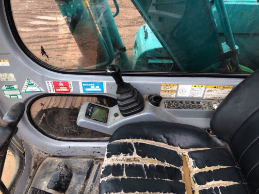 ขายKOBELCO SK120 MARK5 มีเอกสารใบอินวอย แอร์เย็น เคื่องดี เอวไม่หลวม ช่วงล่างแน่น ระบบไฟฟ้าครบ ราคาต่อรองได้ โทร0616613023แพรว