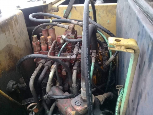 ขายKOBELCO SK60-3 รถใช้งานทุกวัน เครื่องดี เอวดีไม่มีหลวม แอร์เย็นเจี๊ยบ มีเอกสารใบอินวอย ราคาต่อได้ โทร0616613023แพรว‼️