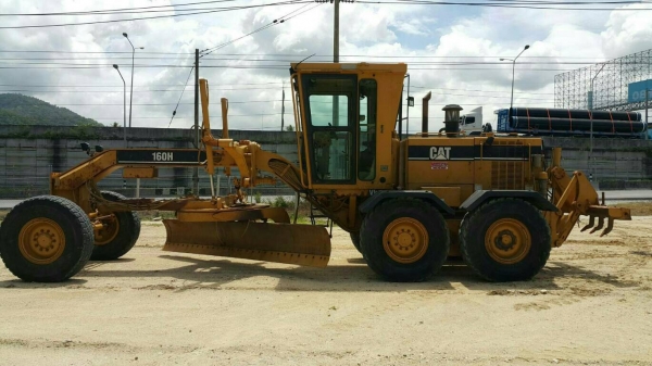 อาร์ ซี เอชโฟรคลิฟท์ ขายด่วน  CAT160 H ปี 1999  ชั่วโม