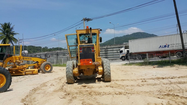 อาร์ ซี เอช โฟรคลิฟท์ ขายด่วน CAT 140 G ปี 1988 -72 V อาร์ ซี เอช โฟรคลิฟท์ ขายด่วน CAT 140 G ปี 1988 -72 V