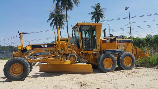 อาร์ ซี เอช  โฟรคลิฟท์  ขายด่วน CAT 160 H ปี 2003