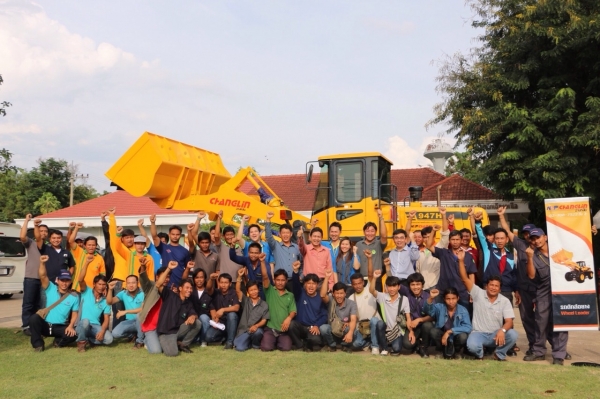 รับฝึกอบรมพนักงานขับและดูแลซ่อมบำรุงเครื่องจักร