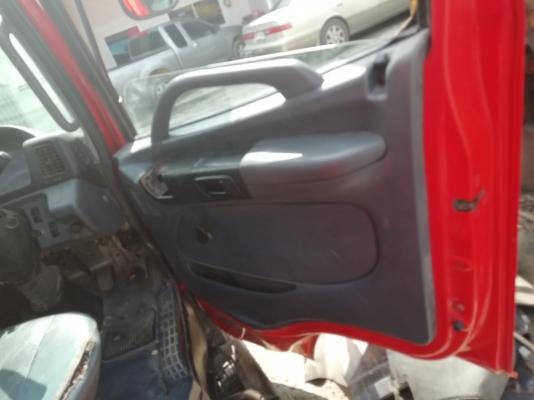 ขายหัว HINO MEGA  500  สภาพใหม่สวยๆเดิมๆ อุปกรณ์ครบยกใส่ได้เลย ราคาถูก