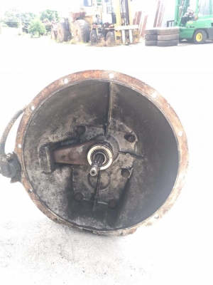 เกียร์อีซูซุ 4เกียร์เดินหน้า 5ถอยหลัง หัวหมูใหญ่ มาจากนอก