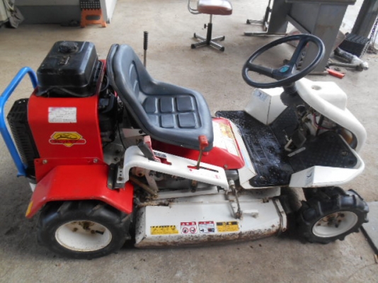 รถตัดหญ้า OREC RM85B2 14แรง พร้อมใช้งาน