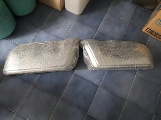 กันชนหลังโครเมี่ยมแท้ ซ้่าย-ขวา Mazda bt50 pro กันชนหลังโครเมี่ยมแท้ ซ้่าย-ขวา Mazda bt50 pro