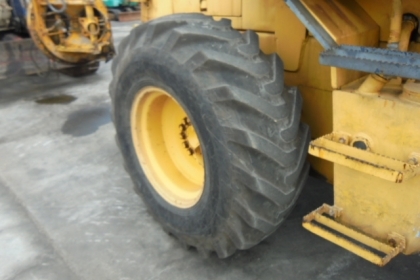 ขายรถตักล้อยาง KOMATSU WA100-1 (สภาพดี)