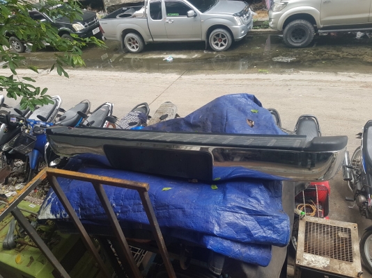 ขายครับ กันชนท้ายวีโก้ทรงห้าง สภาพสวย ถอดออกจากรถ