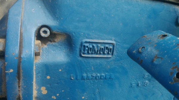 ขายรถไถ FORD 77 เสื้อลาย อุปกรณ์ ใบดัน ผาน เลือกเอา จะเอาผ่าน7หรือผ่าน3 ได้ผ่านเดียว เล่มทะเบียนชุดโอนอยู่สระบุรี ราคา225000บ. สนใจ0835601591