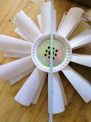 ใบพัดลม 22" เป่าออก