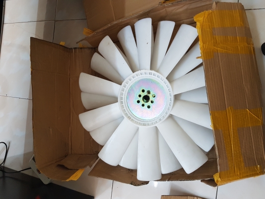 ใบพัดลม 22" เป่าออก